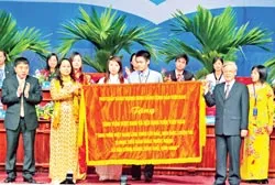 Không ngừng nỗ lực rèn đức, luyện tài ảnh 2