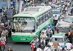 Trợ giá cho xe buýt-Chưa được tính thỏa đáng