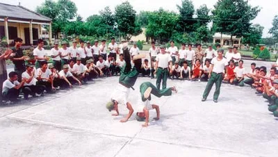 Sân chơi cuối tuần ở Đoàn 5