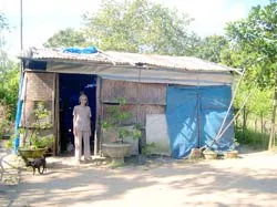 Bình Định: Cán bộ xã “sáng tác” danh sách hộ nghèo!