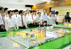 Chủ tịch nước Nguyễn Minh Triết: Truyền thống kiên trung là cơ sở phát triển Cà Mau