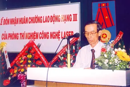 “Thầy Hưng la-de”