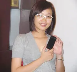 Mất điện thoại di động khách hàng được bồi thường sản phẩm mới ảnh 1