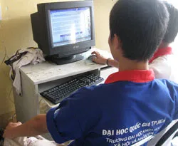 Sinh viên chịu thiệt khi sử dụng Internet