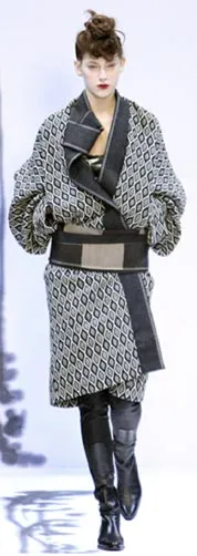 “Làn gió châu Á” ở Tuần lễ Thời trang Paris