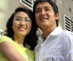 Sóng tình- Yêu có cần sống thử?