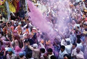 Tưng bừng lễ hội Holi