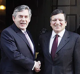 Ủy ban châu Âu và Anh cam kết giúp thế giới thoát khủng hoảng