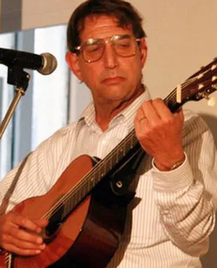 Hát nhạc Trịnh vì nạn nhân chất độc da cam