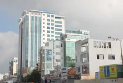 Nhà mới, đường mới nhưng thành phố… chưa đẹp