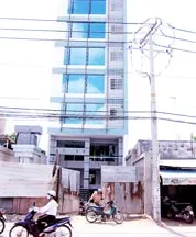 Xây nhà gây nứt, lún nhà bên cạnh: Muốn bồi thường cũng không xong!