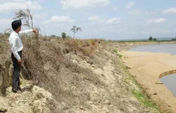 Khổ vì nạn khai thác cát trên sông Krông Nô (Đắc Nông) ảnh 2
