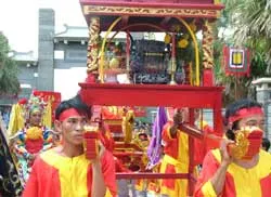 TP Hồ Chí Minh tổ chức Lễ An vị Quốc Tổ Hùng Vương ảnh 2