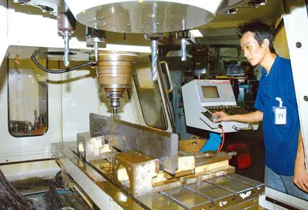 Lãnh đạo TPHCM đối thoại với doanh nhân trẻ: Chia sẻ, đồng hành cùng doanh nghiệp