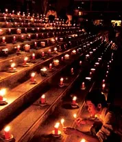 Việt Nam hưởng ứng Giờ trái đất - Tắt đèn, bật tương lai ảnh 3