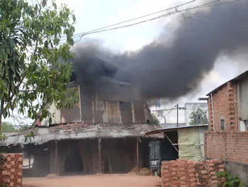 Sống chung “khói lò”