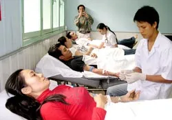 Cho đi, cuộc đời sẽ trẻ mãi… ảnh 2