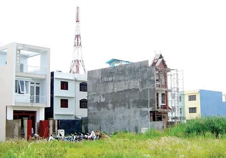 Khu vực dân cư chưa có QHCT vẫn được cấp phép xây dựng. Trong ảnh: Một khu vực chưa có QHCT tại Q2. Ảnh: HUY ANH