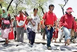 Thái Lan: Phe “áo đỏ” giải tán