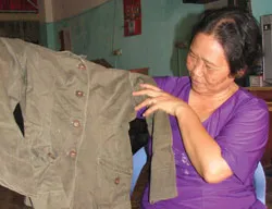 Bài 4: “Mảnh đất kiên cường đã được thắm máu em”