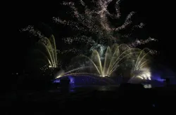 Thân thiện qua âm nhạc