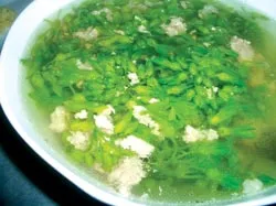 Bát canh hoa rau của mẹ