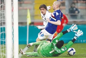 Bán kết cúp Italia, Inter Milan - Sampdoria (lượt đi 0-3): Đường vào châu Âu