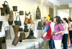 Trưng bày “Nét văn hóa Tây Nguyên”