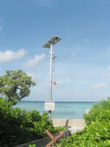 Hệ thống điện sử dụng năng lượng từ gió và mặt trời.