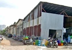 Lãng phí kho bãi ở quận 8: Nhiều quyết định thu hồi bị “vô hiệu”