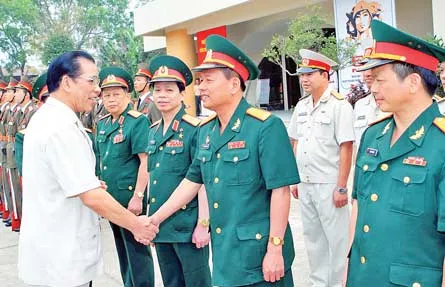 Làm tốt nhiệm vụ gắn kinh tế với quốc phòng