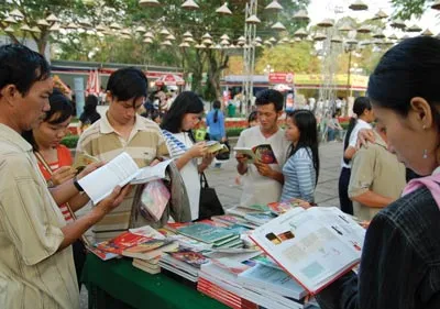 Xuất bản hướng đến chuyên nghiệp