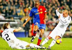 La Liga 2009: Chờ trận “siêu kinh điển” Real-Barca