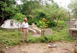 Di tích Nghĩa trang Phan Bội Châu bị lãng quên?