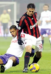 Serie A trước lượt đấu cuối cùng: Vết thương lòng của Paolo Maldini