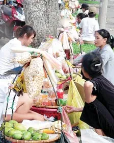 Tha phương “gánh chữ” cho con