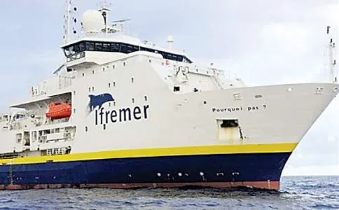 Vụ máy bay Air France mất tích: Pháp điều tàu ngầm hạt nhân tìm kiếm