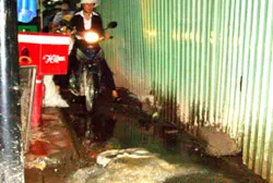 Công trình xả nước gây nguy hiểm