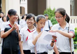 Ngày thi đầu tiên vào lớp 10 - Không có trường hợp vi phạm quy chế thi