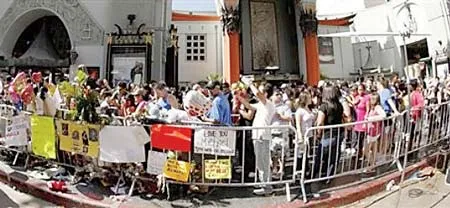 Gia đình Jackson muốn tiếp quản di sản của “vua nhạc pop”