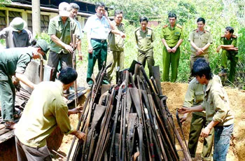 Thanh Hóa tiêu hủy gần 2.000 khẩu súng