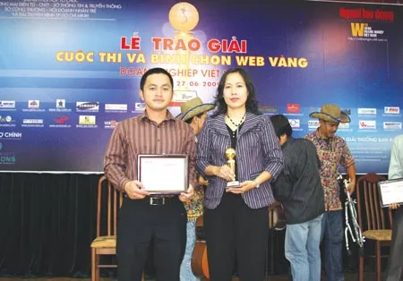 Giải thưởng Web Vàng là minh chứng thiết thực cho những đóng góp của yp.com.vn đối với cộng đồng doanh nghiệp