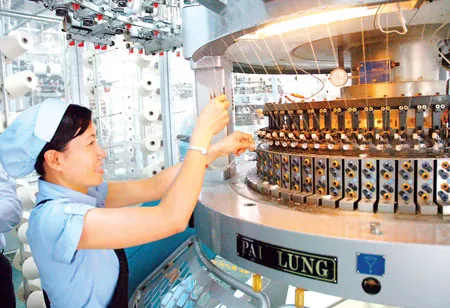 TP Hồ Chí Minh: Tăng tốc về đích, cách nào?