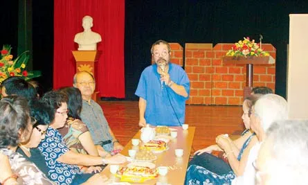 NSND Lê Hùng: Làm giám đốc của hai nhà hát chỉ là tạm thời