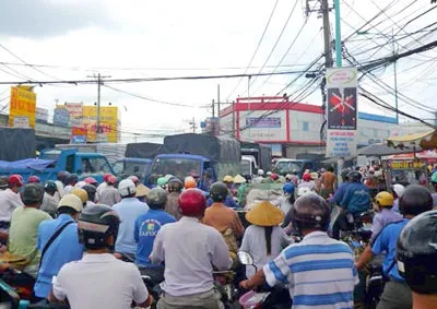 “Khát”… tín hiệu đèn giao thông