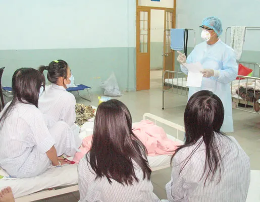 TPHCM: Dỡ bỏ bệnh viện dã chiến tại ổ dịch đầu tiên