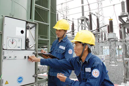 Vận hành trạm biến áp 110kV KCN Tân Tạo