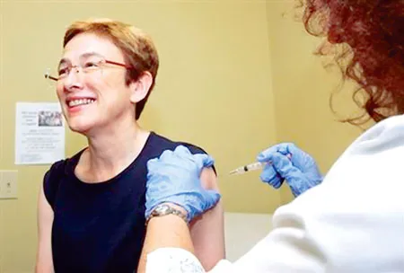 Người Mỹ tiêm thử nghiệm vaccine cúm A/H1N1