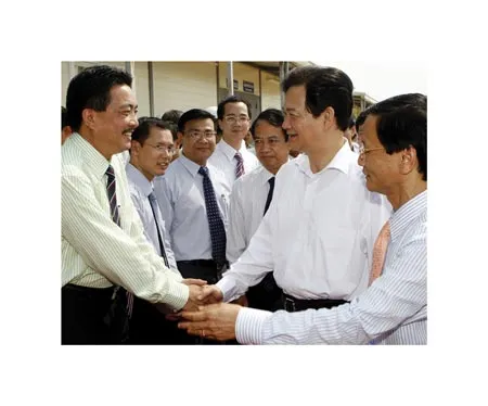 Thủ tướng Nguyễn Tấn Dũng: Tuyên Quang cần tập trung vào 3 nhiệm vụ trọng tâm