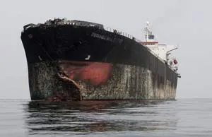 Malaysia: Kết thúc công tác cứu hộ trong vụ tai nạn tàu chở dầu làm 9 người chết